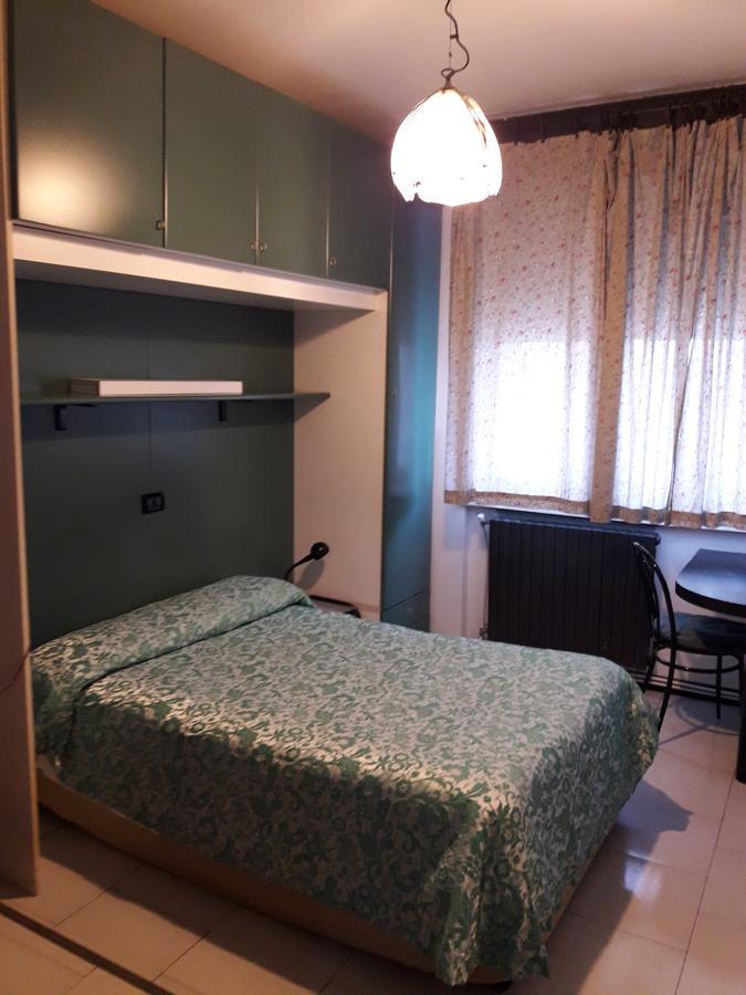 Albergo Piccadilly Medolago エクステリア 写真